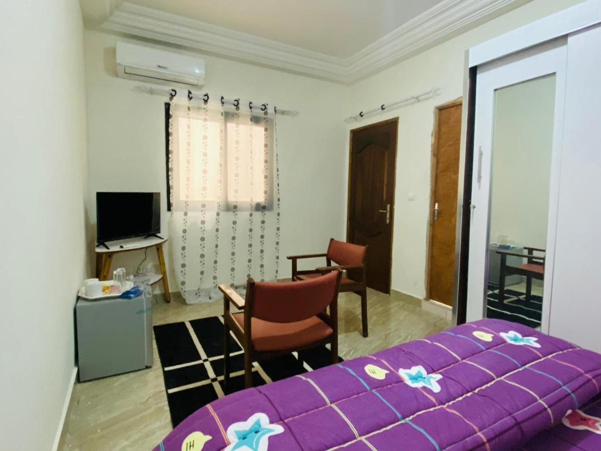 Residence El Hadji ดาการ์ ภายนอก รูปภาพ